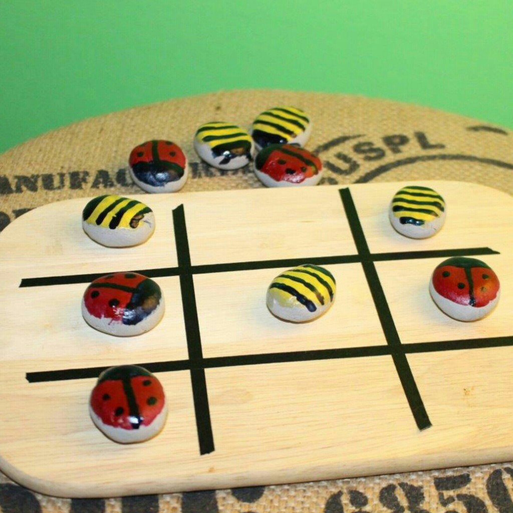 Engelhart Tic Tac Toe 3D Aus Holz – Logikspiel Für 2 Spieler, Größe M (12x12x10 Cm) – Nachhaltiges Familienspiel